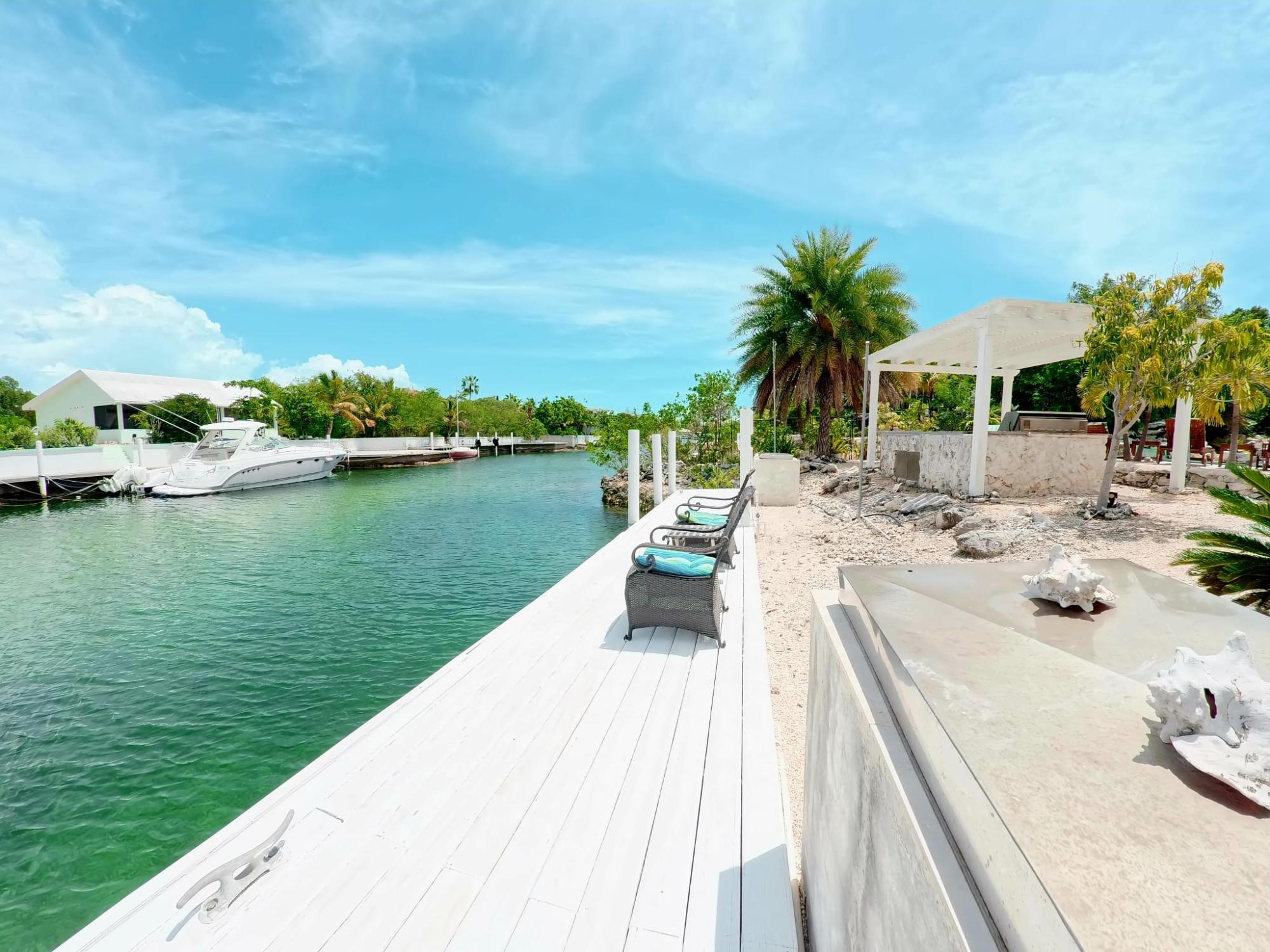 PALM BREEZE, DISCOVERY BA