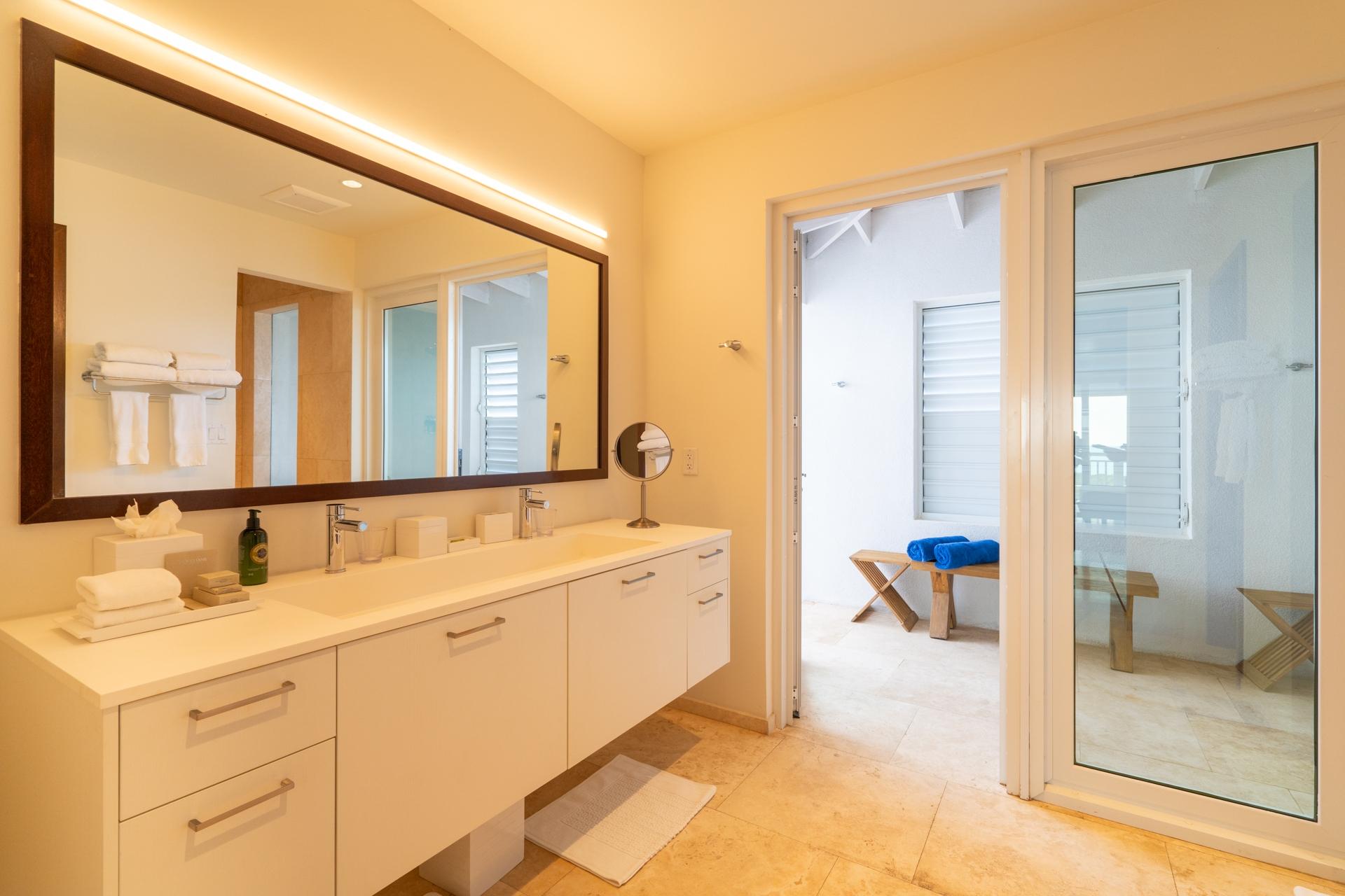 SAILROCK RIDGETOP SUITES — photo 4