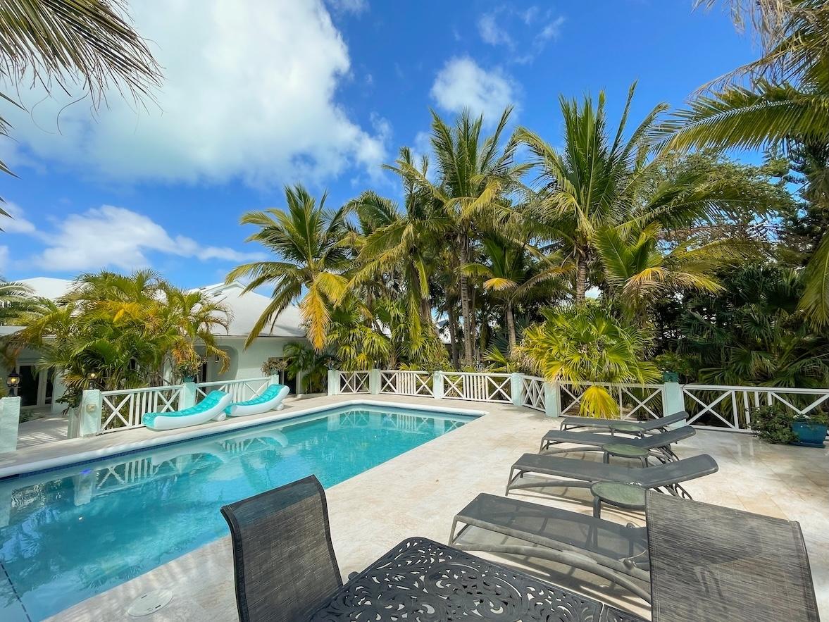 VILLA TROPICA SANDPIPER AVENUE-LEEWARD