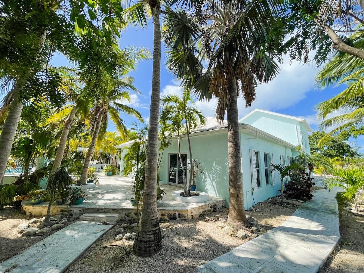 VILLA TROPICA SANDPIPER AVENUE-LEEWARD