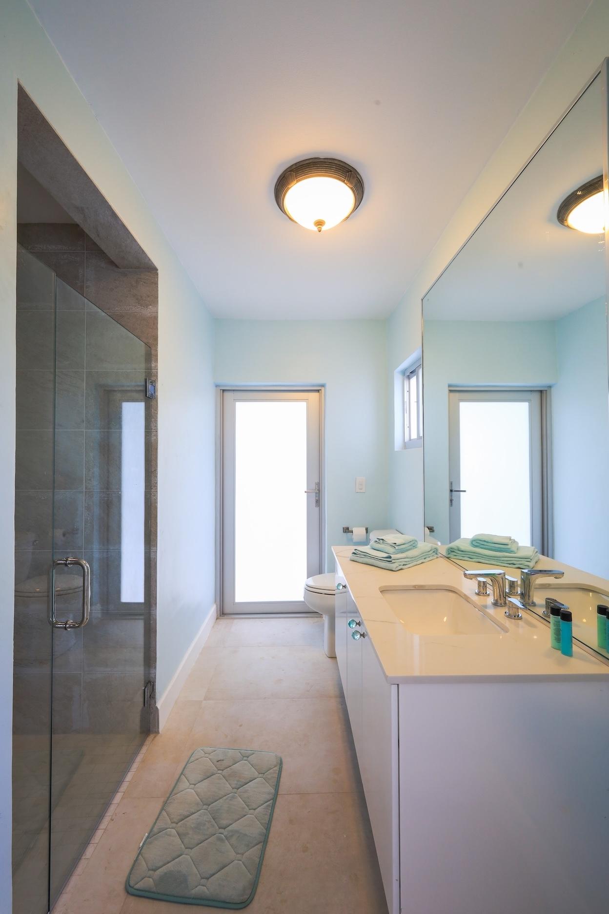 VILLA TROPICA SANDPIPER AVENUE-LEEWARD