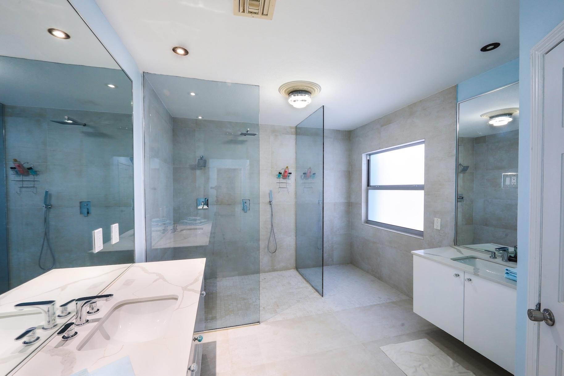 VILLA TROPICA SANDPIPER AVENUE-LEEWARD