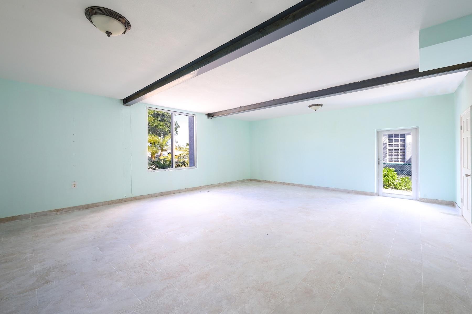 VILLA TROPICA SANDPIPER AVENUE-LEEWARD