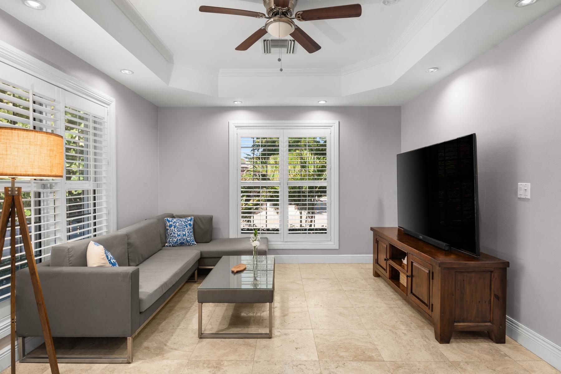 SHUTTERS VILLA