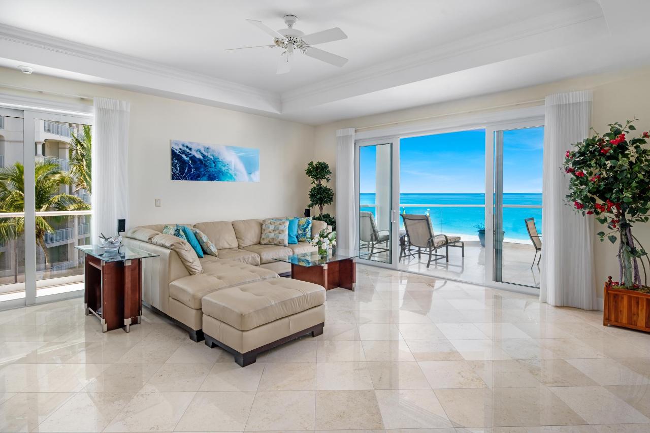 THE PINNACLE ON GRACE BAY — photo 3