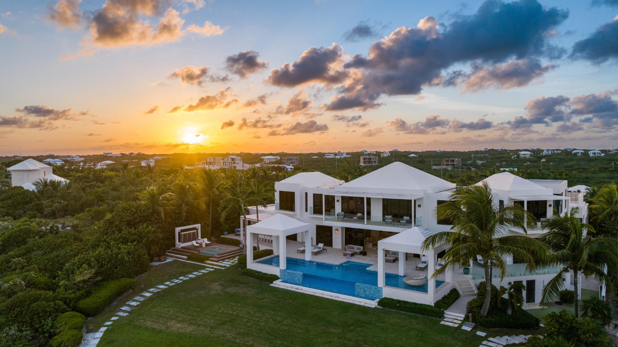 Triton Luxury Villa