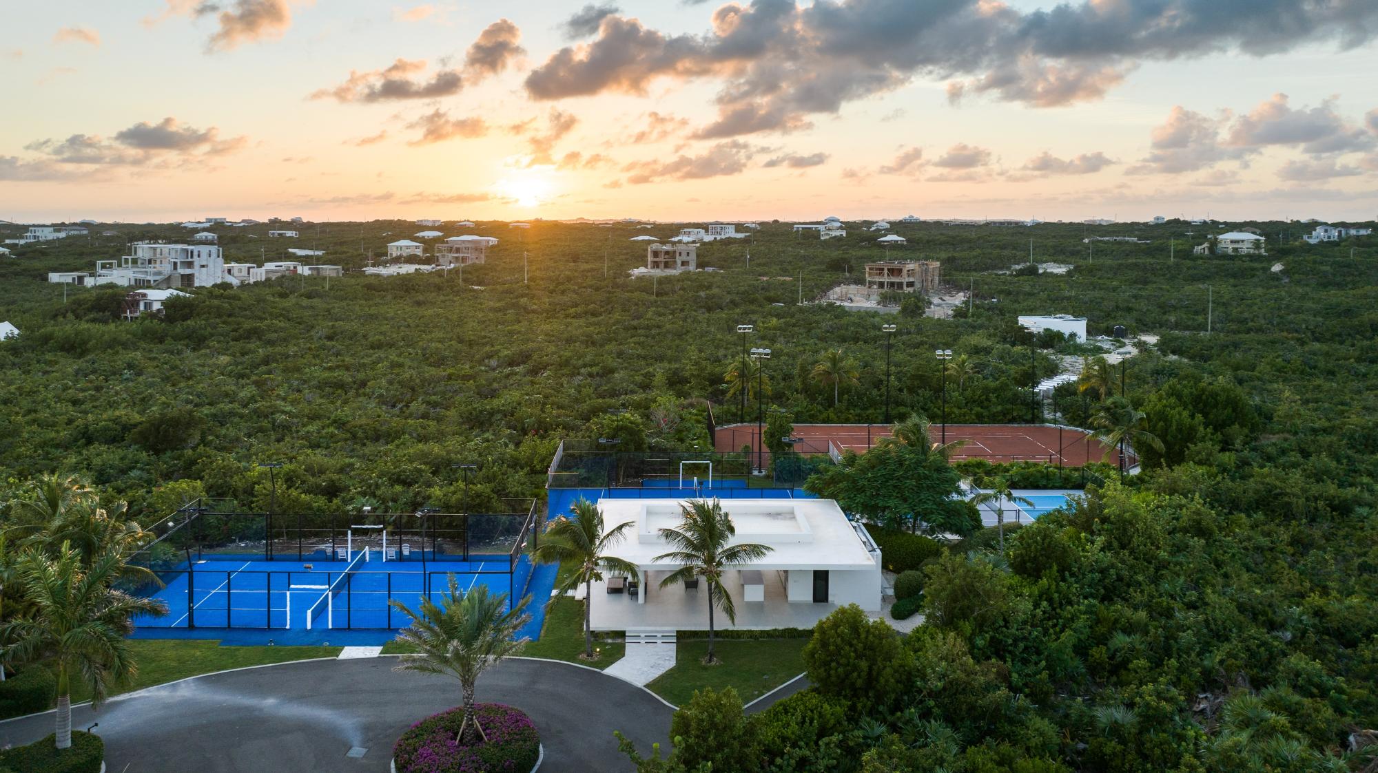 Triton Luxury Villa