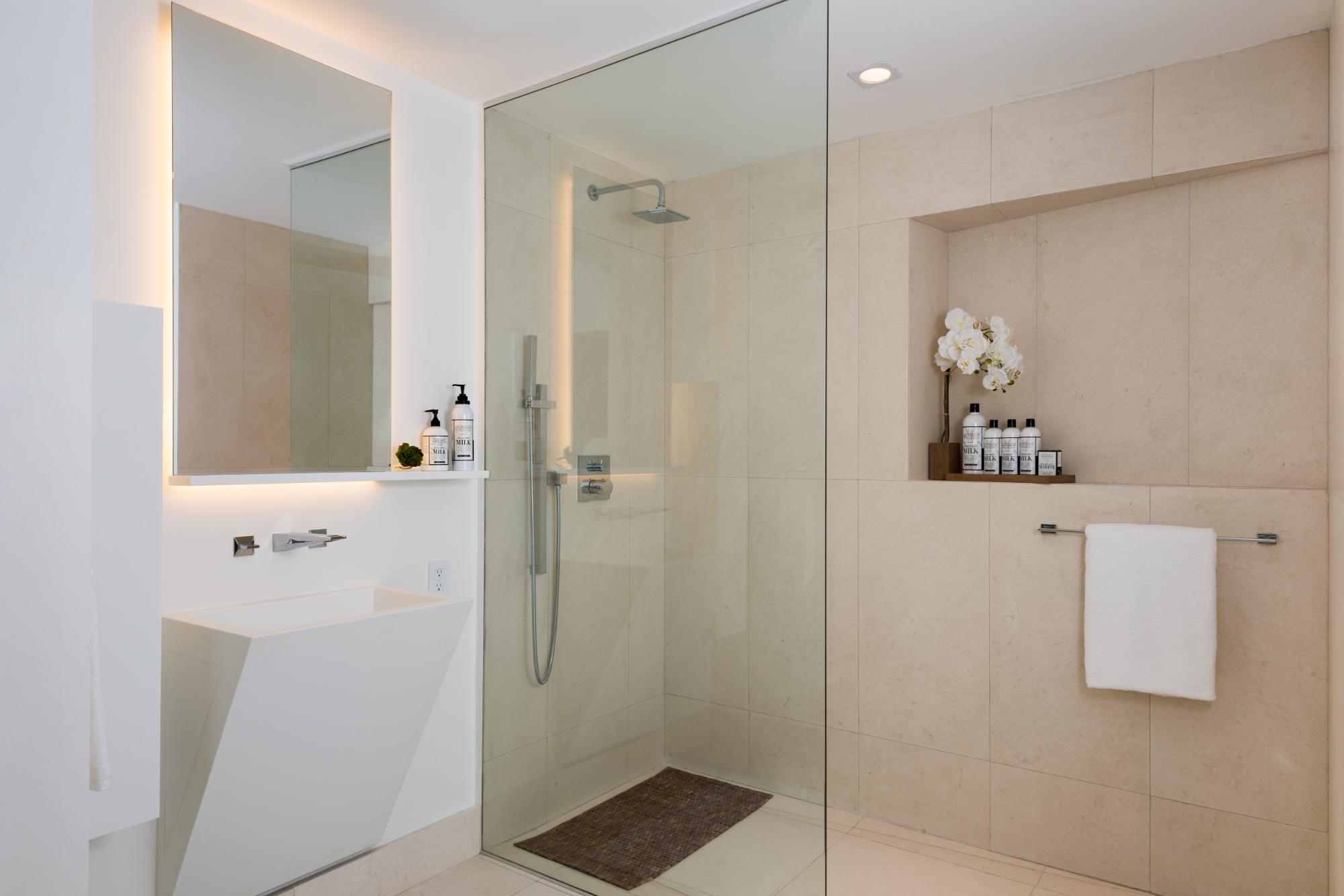 Triton Luxury Villa