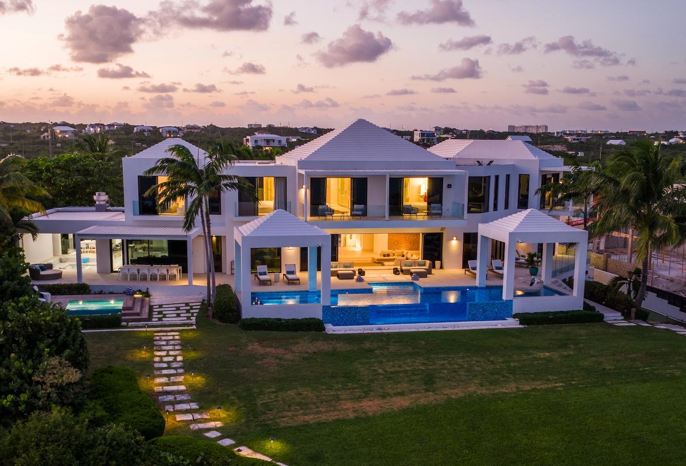 Triton Luxury Villa