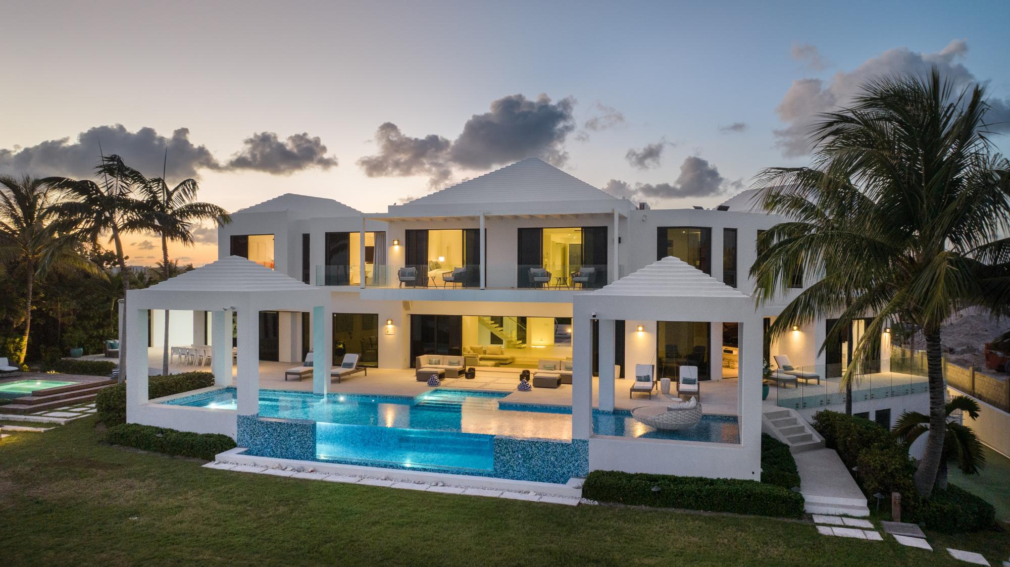 Triton Luxury Villa