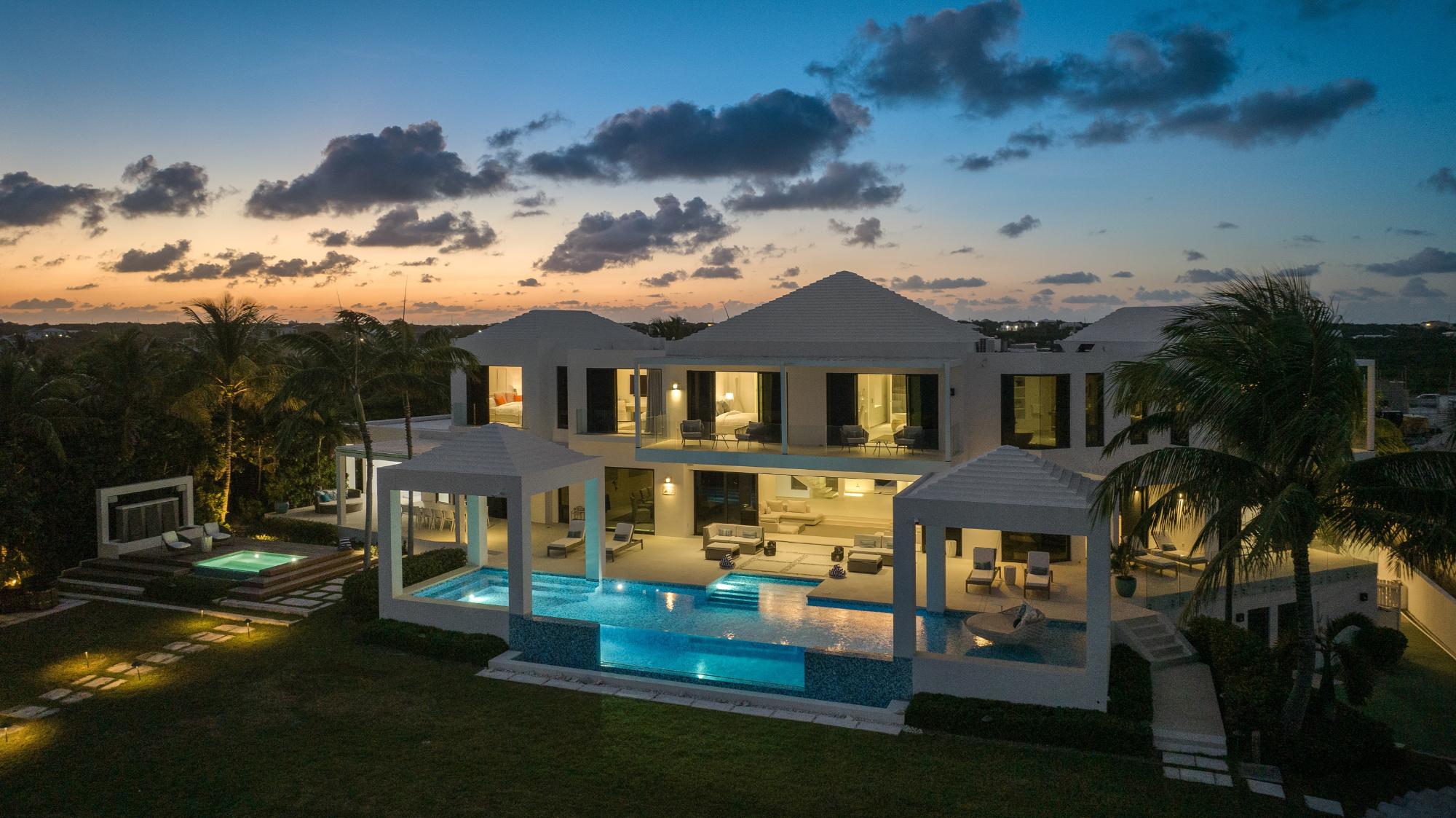Triton Luxury Villa