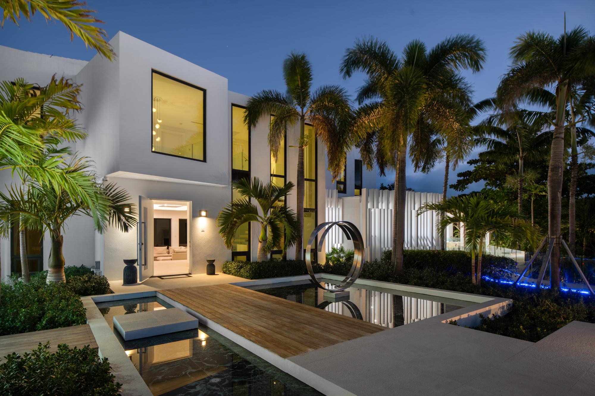 Triton Luxury Villa