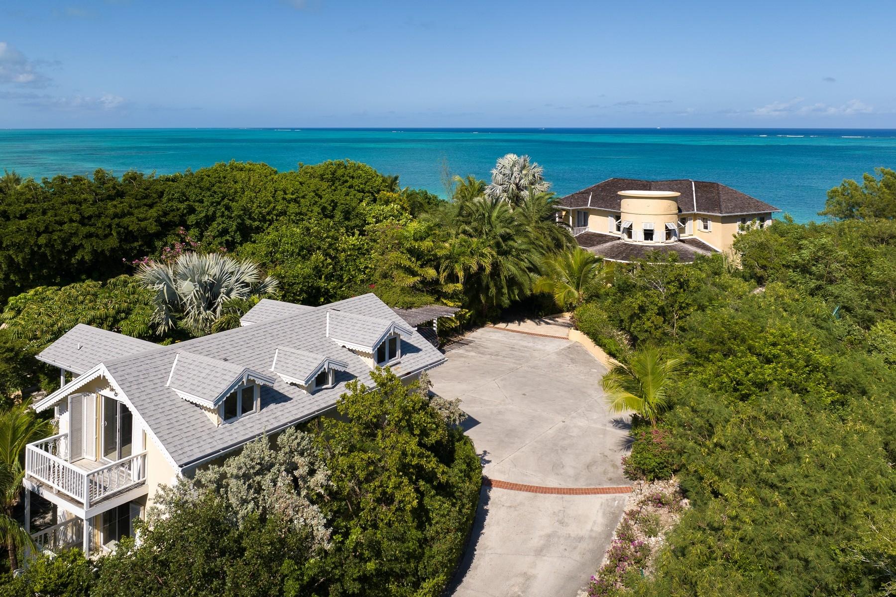 BLUE CAY - Thompson Cove Beachfront
