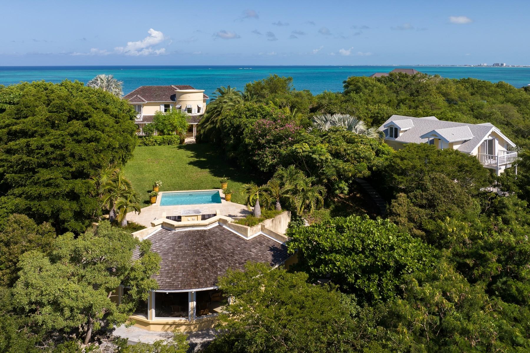 BLUE CAY - Thompson Cove Beachfront