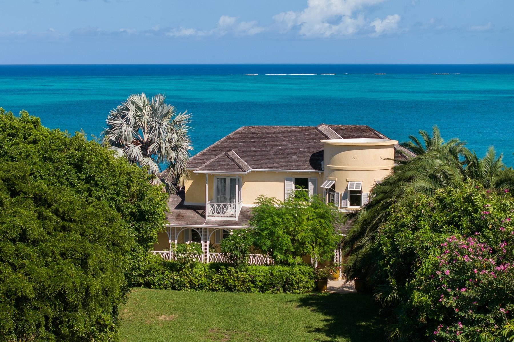 BLUE CAY - Thompson Cove Beachfront