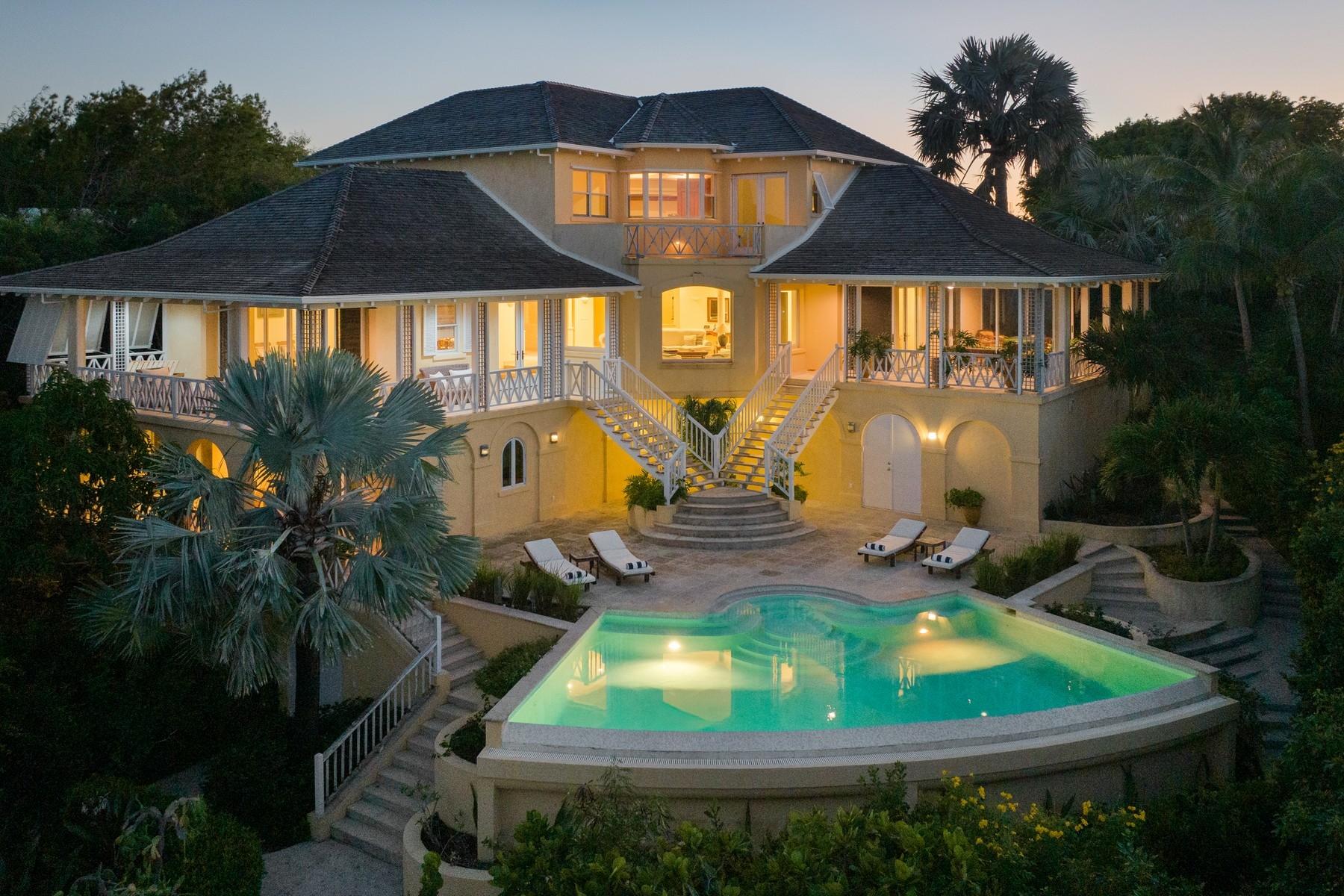 BLUE CAY - Thompson Cove Beachfront