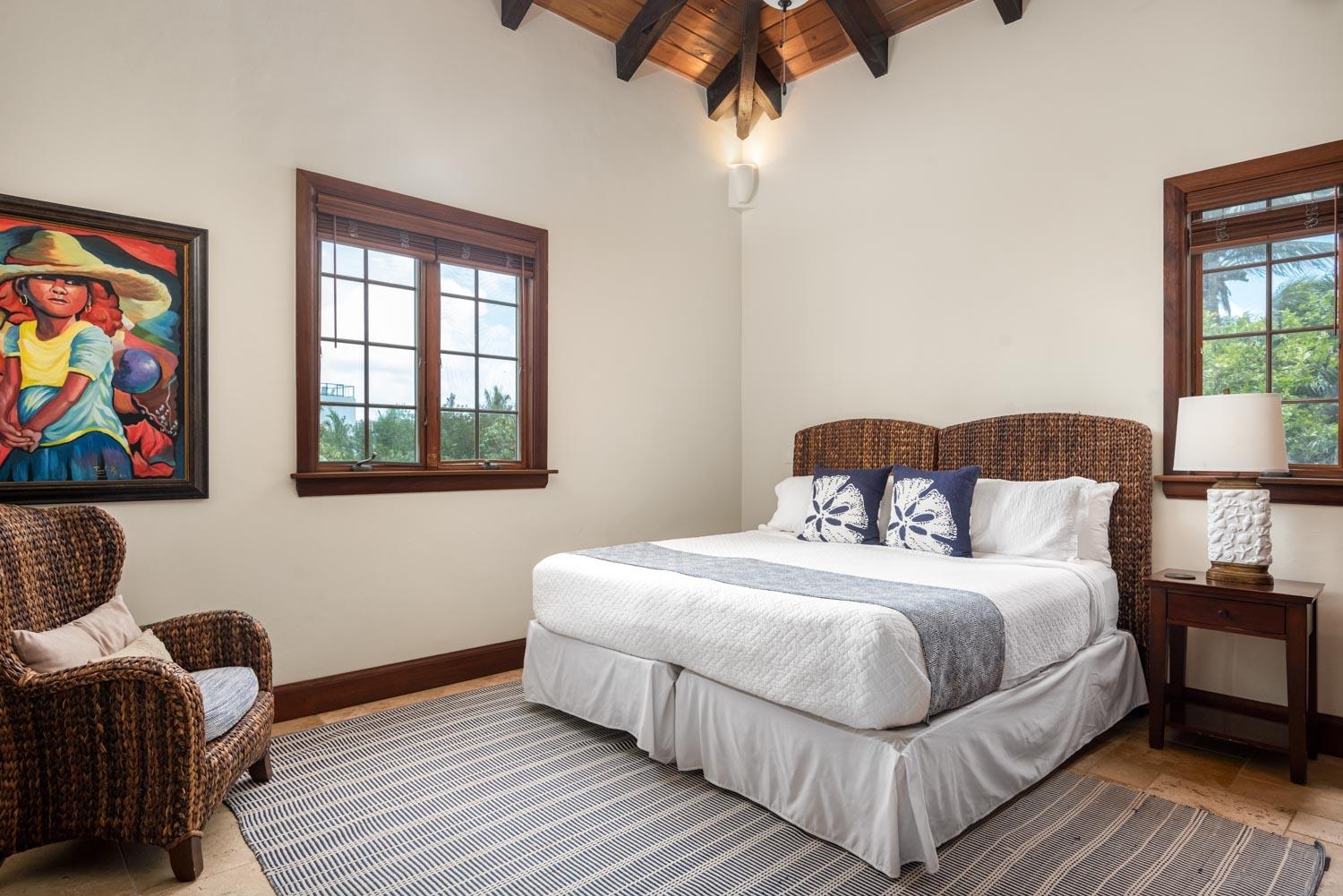Villa Mirabelle, Sapodilla Bay