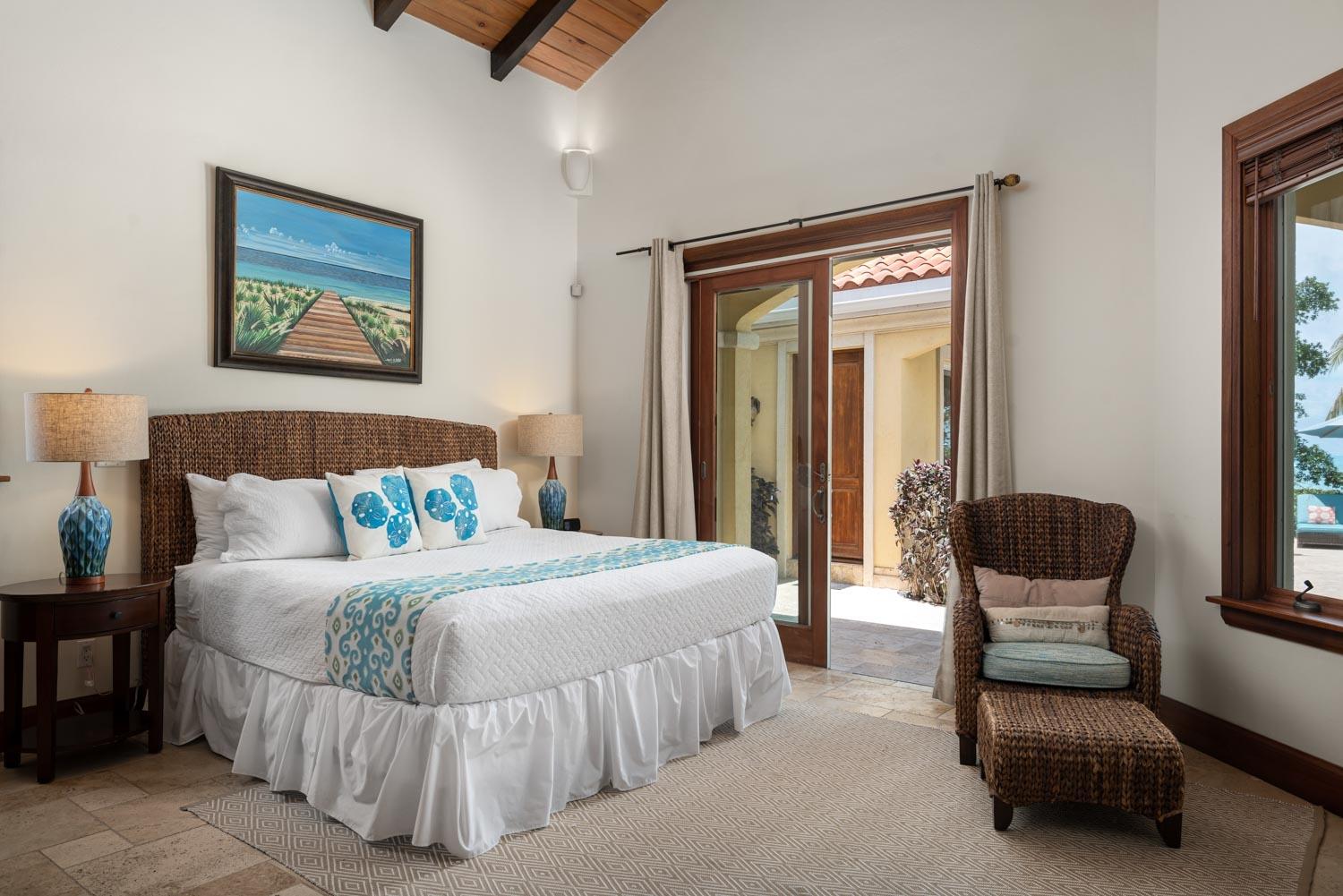 Villa Mirabelle, Sapodilla Bay