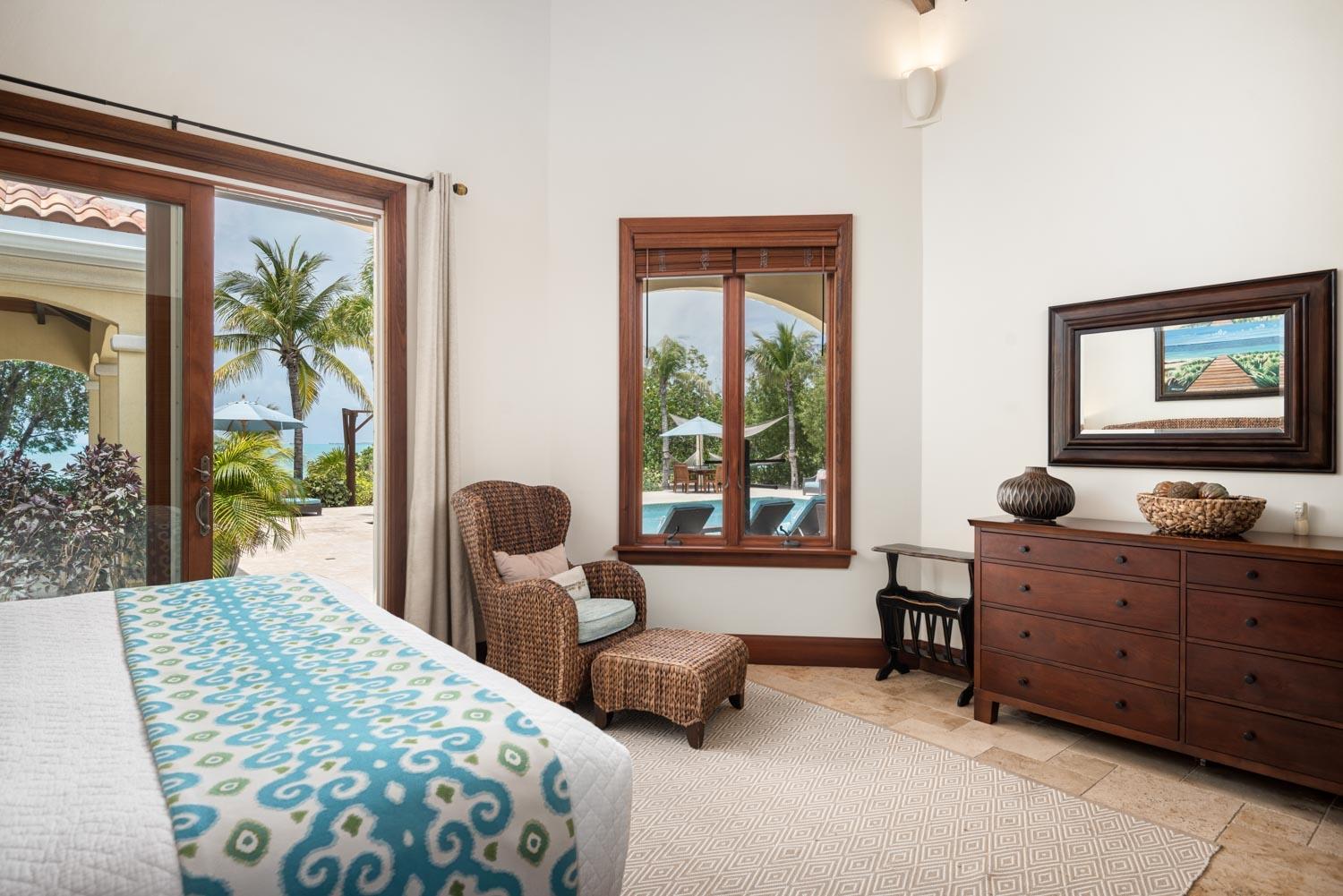 Villa Mirabelle, Sapodilla Bay