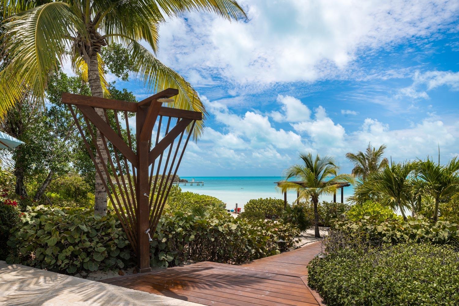 Villa Mirabelle, Sapodilla Bay