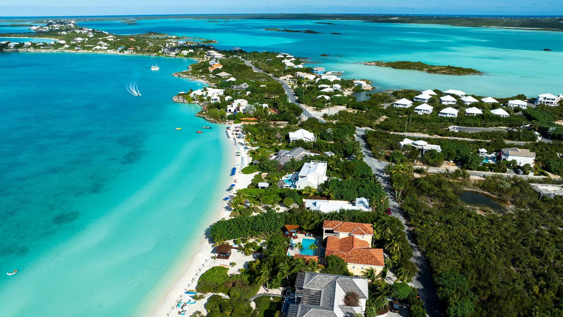 Villa Mirabelle, Sapodilla Bay
