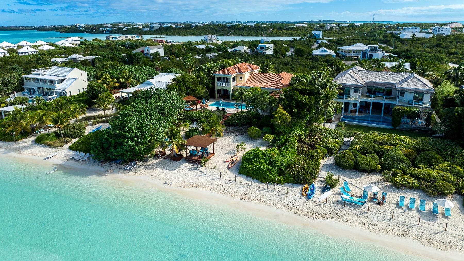Villa Mirabelle, Sapodilla Bay