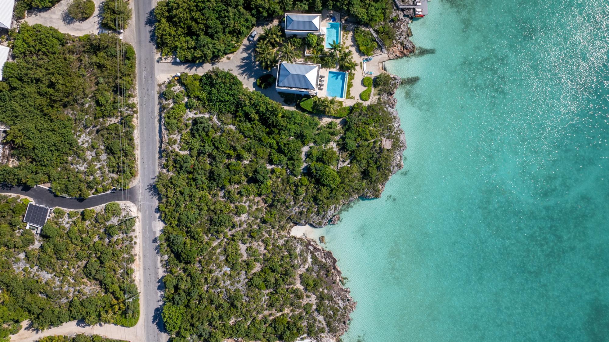 SAPODILLA BAY — photo 2