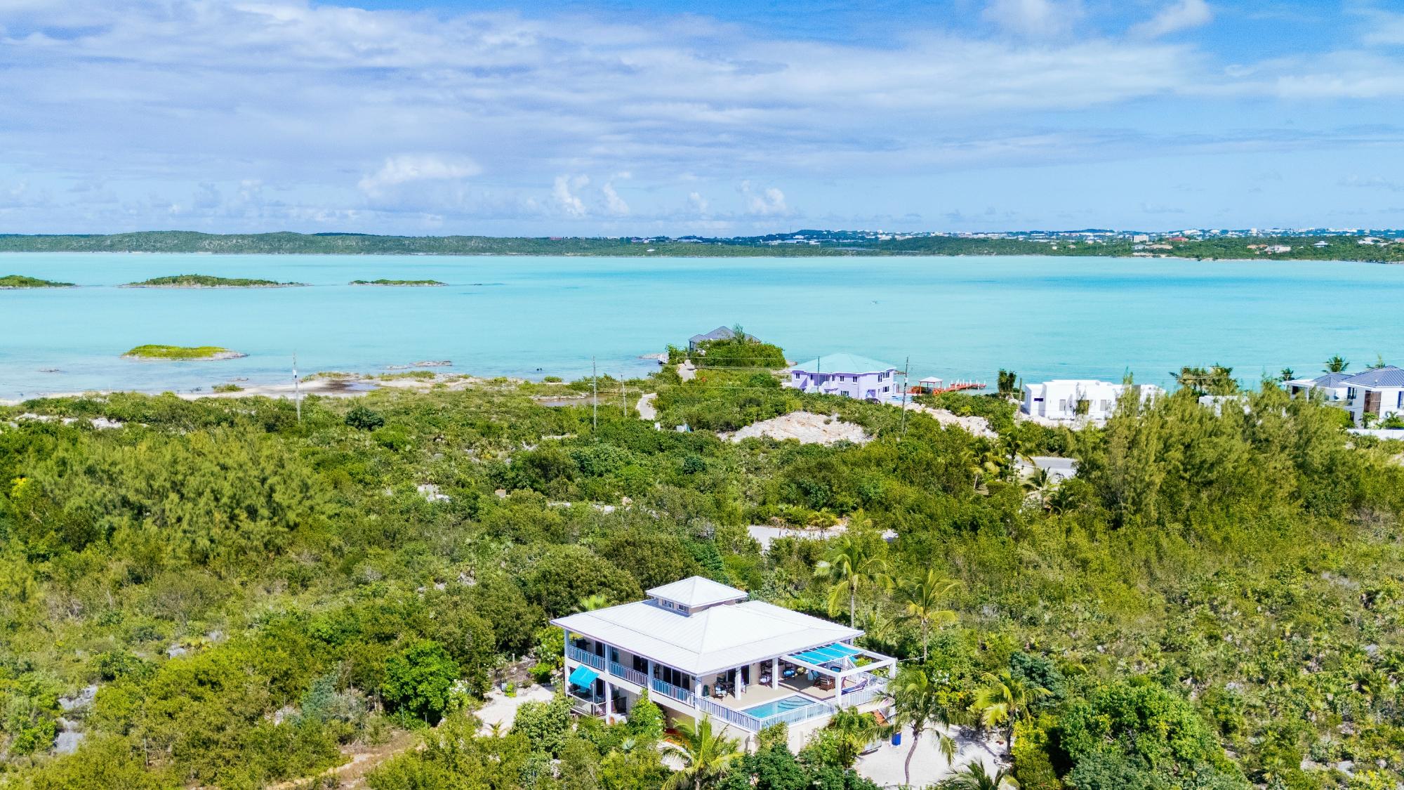 CASA DE ISLE — photo 4