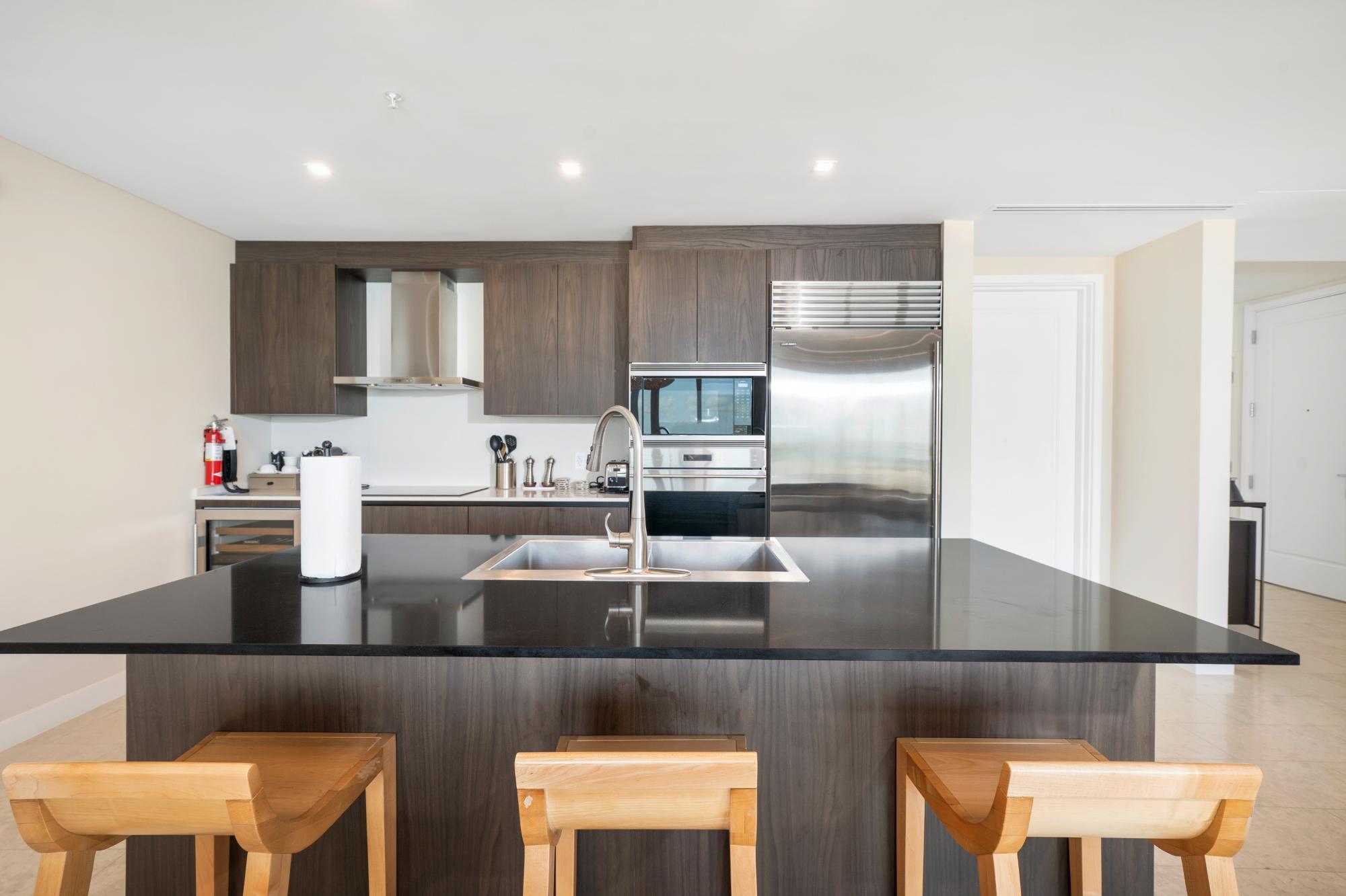 RITZ CARLTON RESIDENCES — photo 4