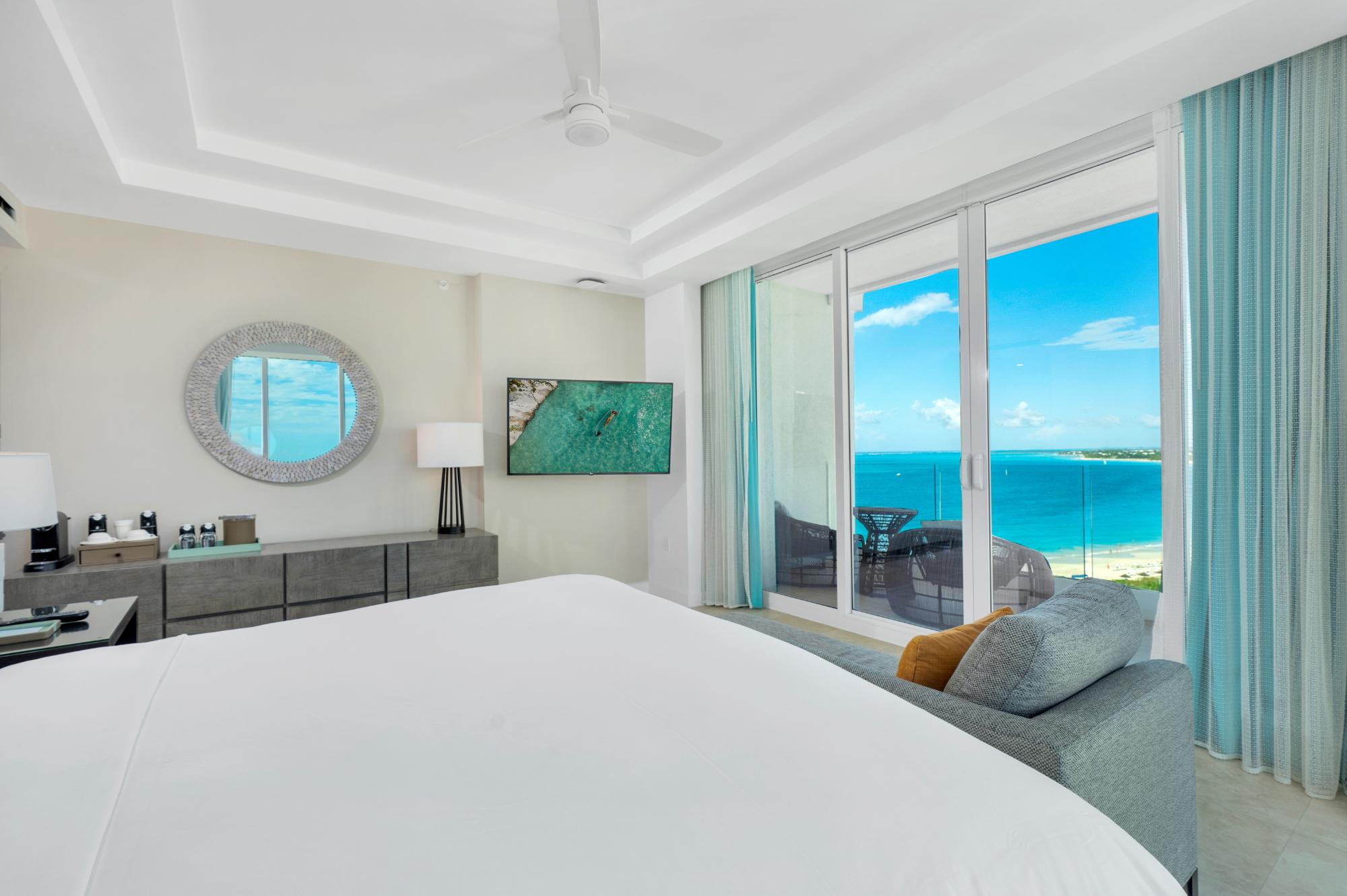 UNIT 2114 RITZ CARLTON 3BR/3BA