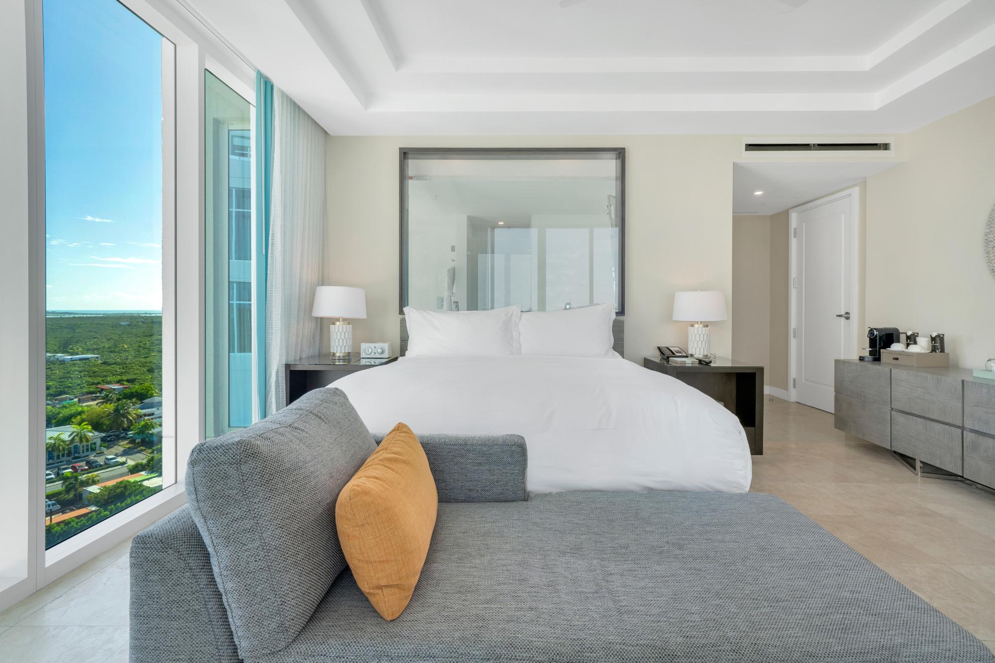 UNIT 2114 RITZ CARLTON 3BR/3BA