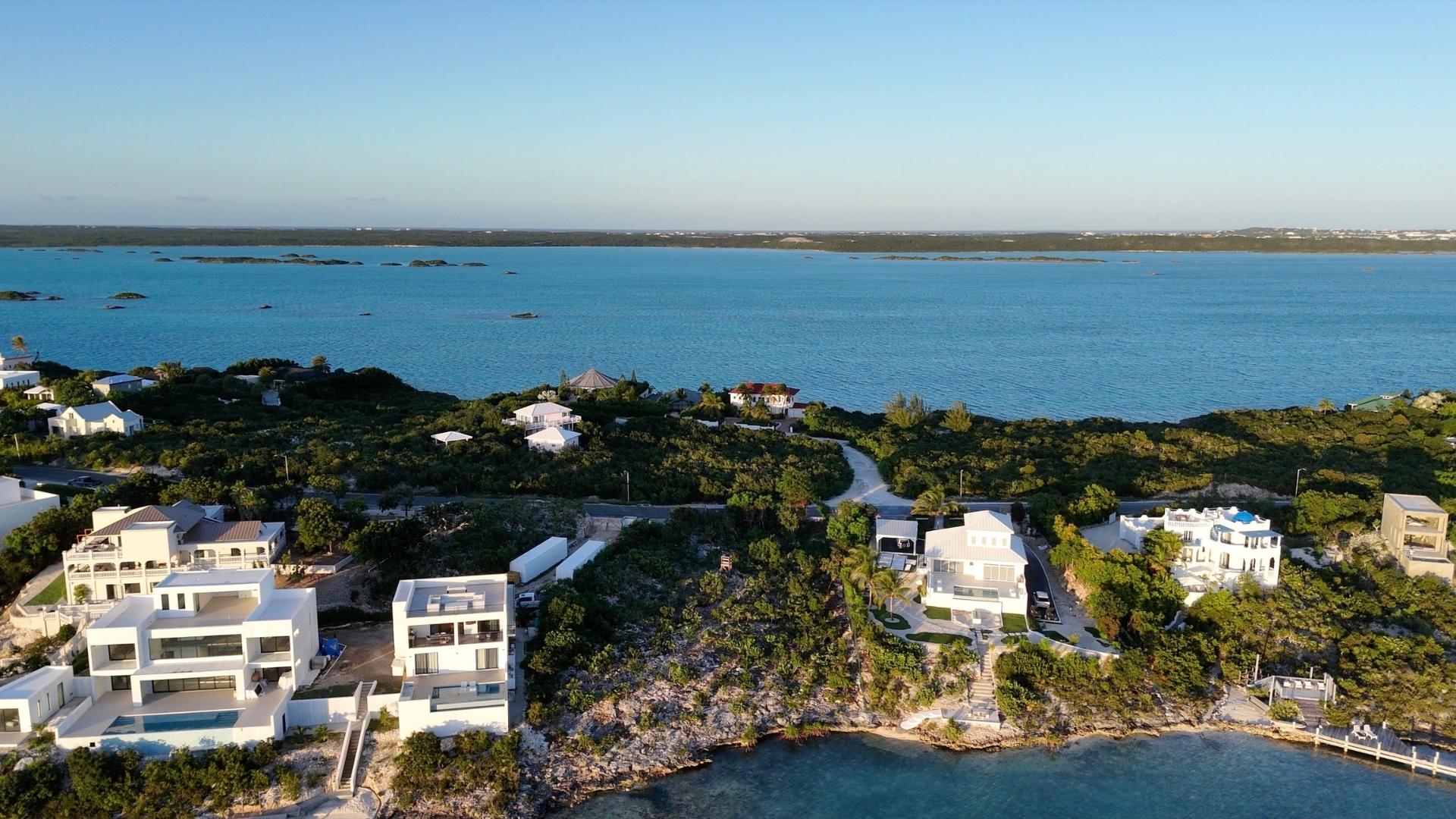 Prime Waterfront Land: Chalk Sound, Silly Creek