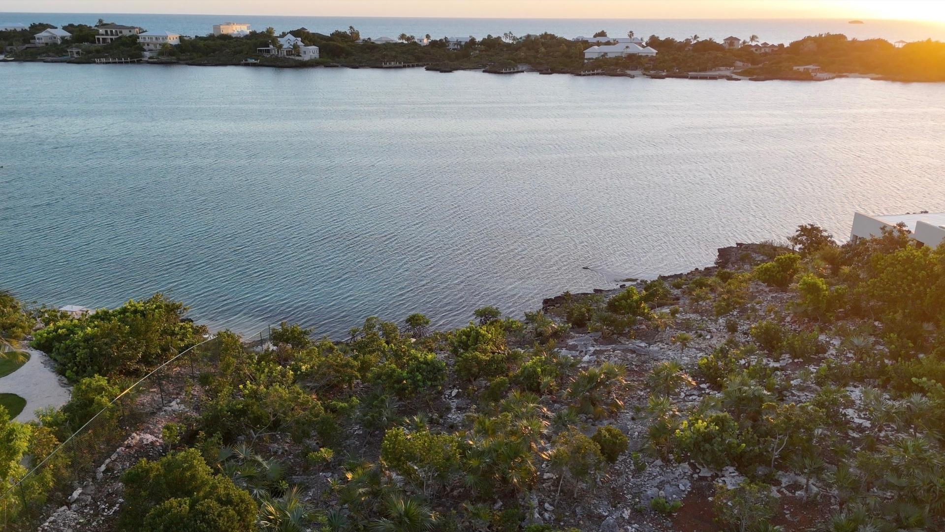 Prime Waterfront Land: Chalk Sound, Silly Creek