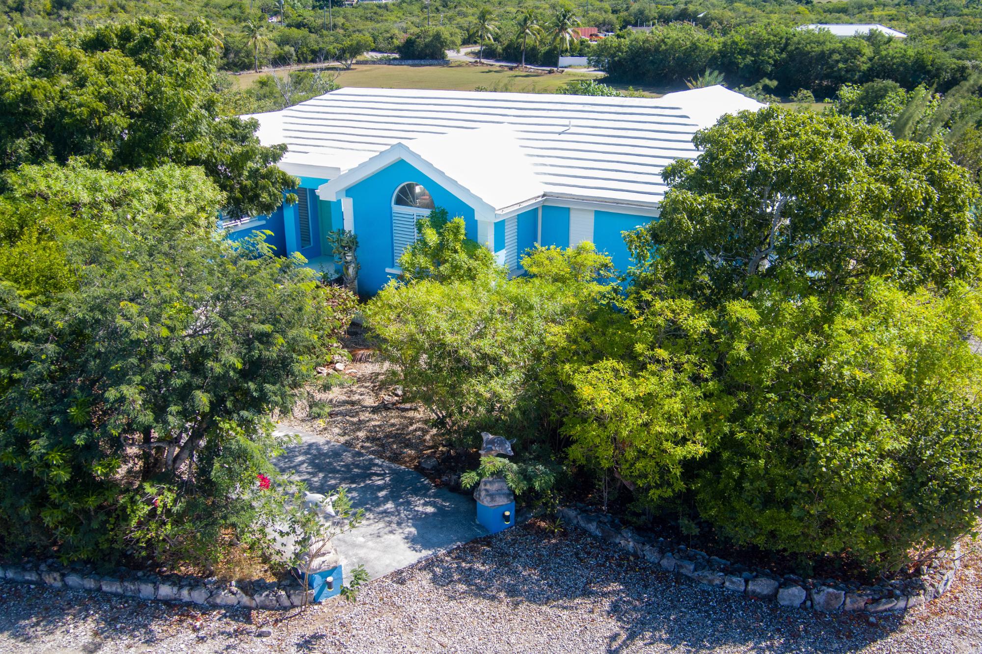 Canal Home - THOMPSON'S COVE — photo 5