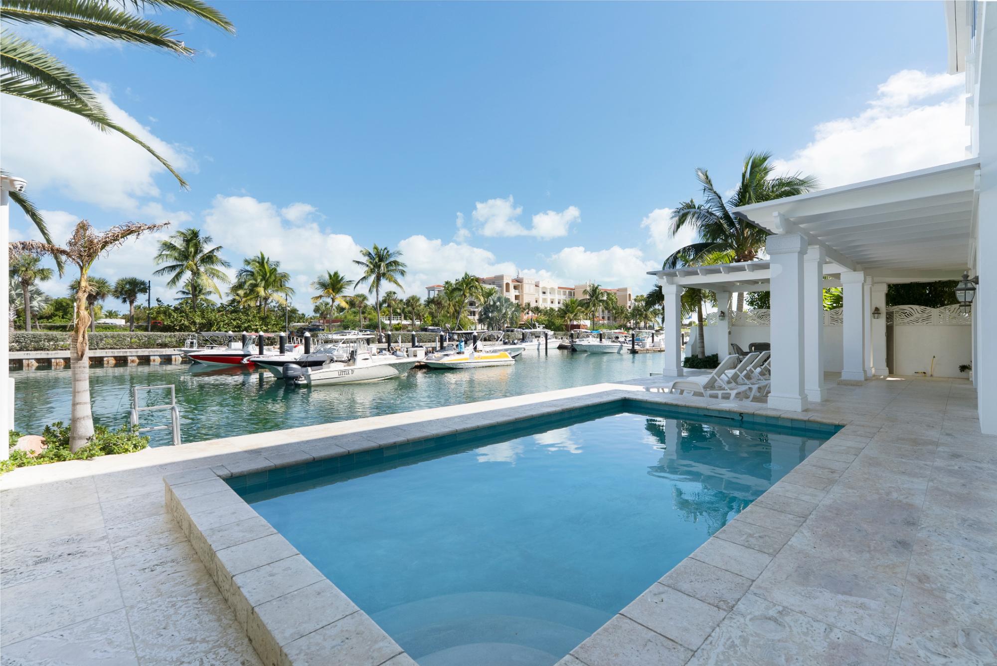 16 KIRA ISLES, LEEWARD — photo 5