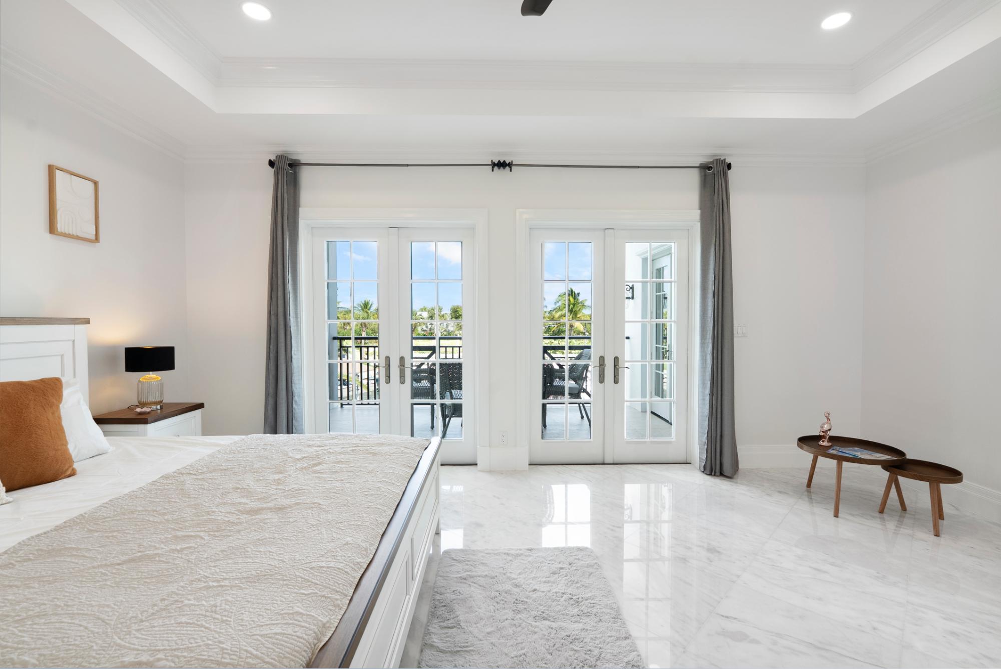 CHANNEL VILLA