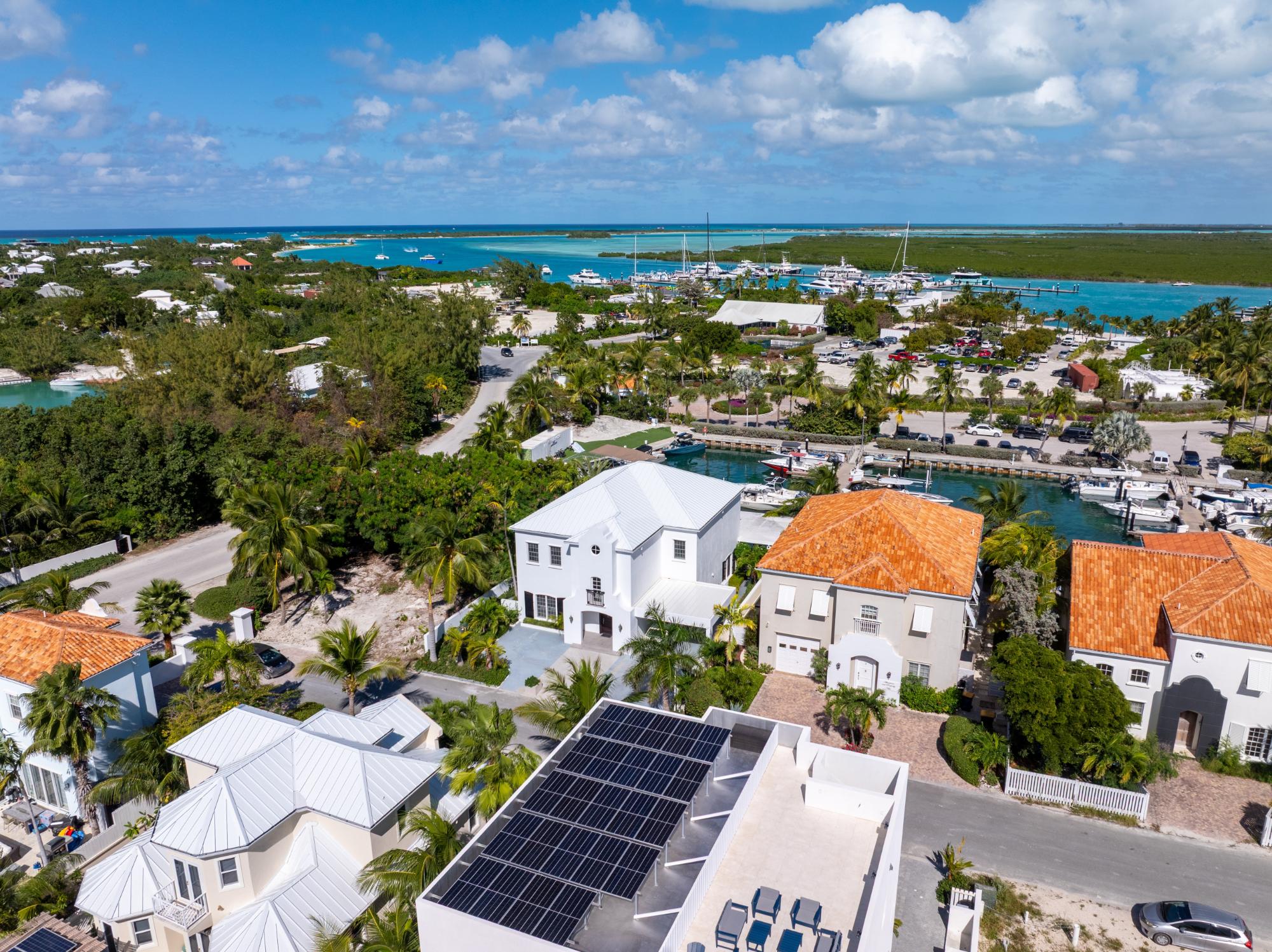 CHANNEL VILLA