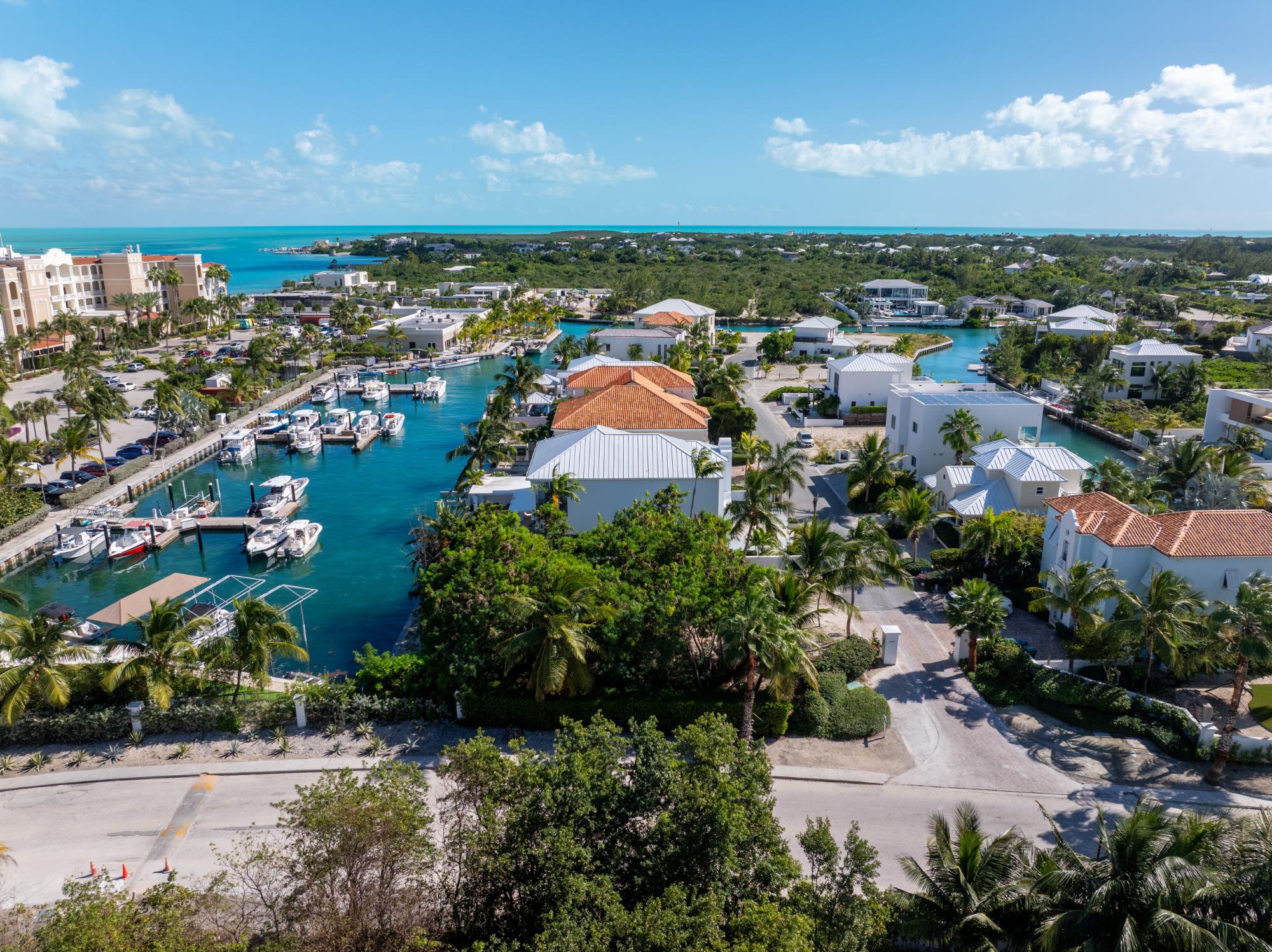 CHANNEL VILLA