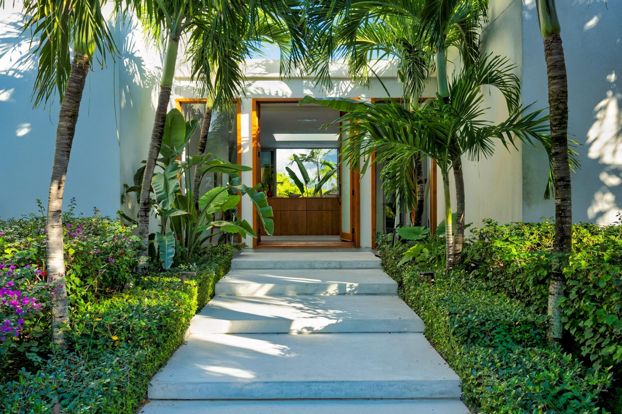 Villa 8 - Blue Cay Estate Canal Front