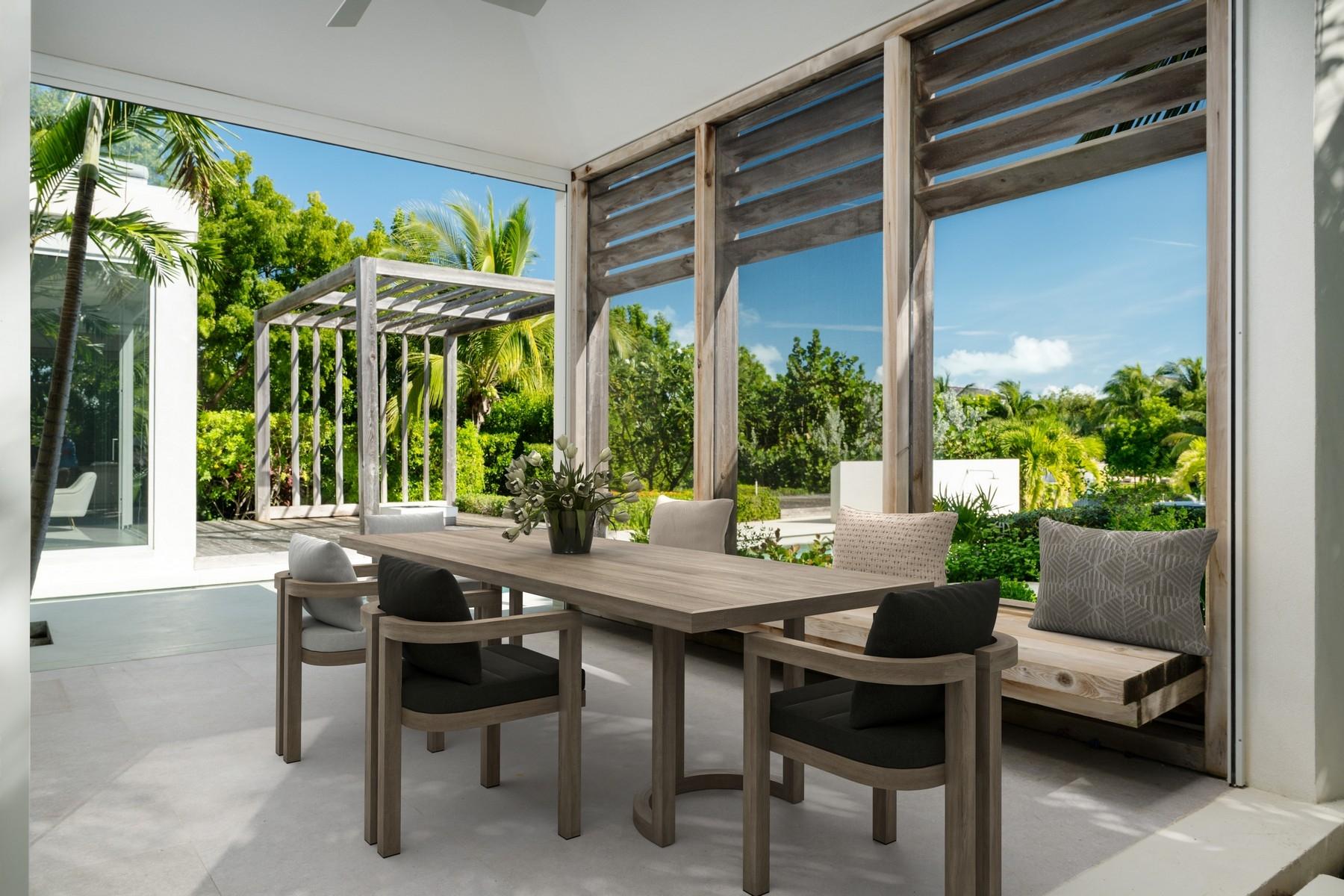 Villa 8 - Blue Cay Estate Canal Front