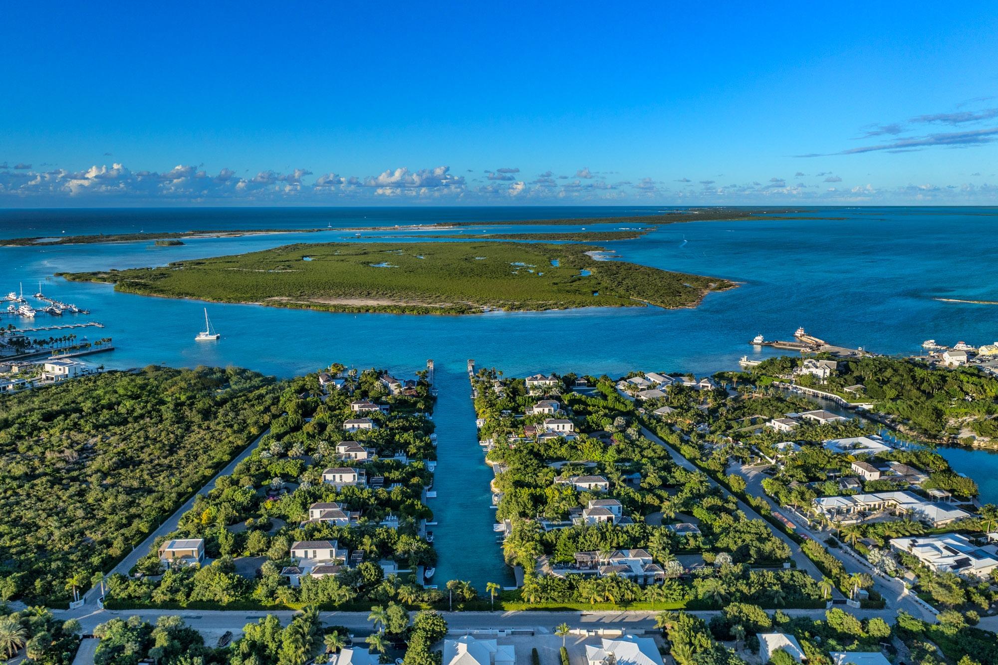 Villa 8 - Blue Cay Estate Canal Front