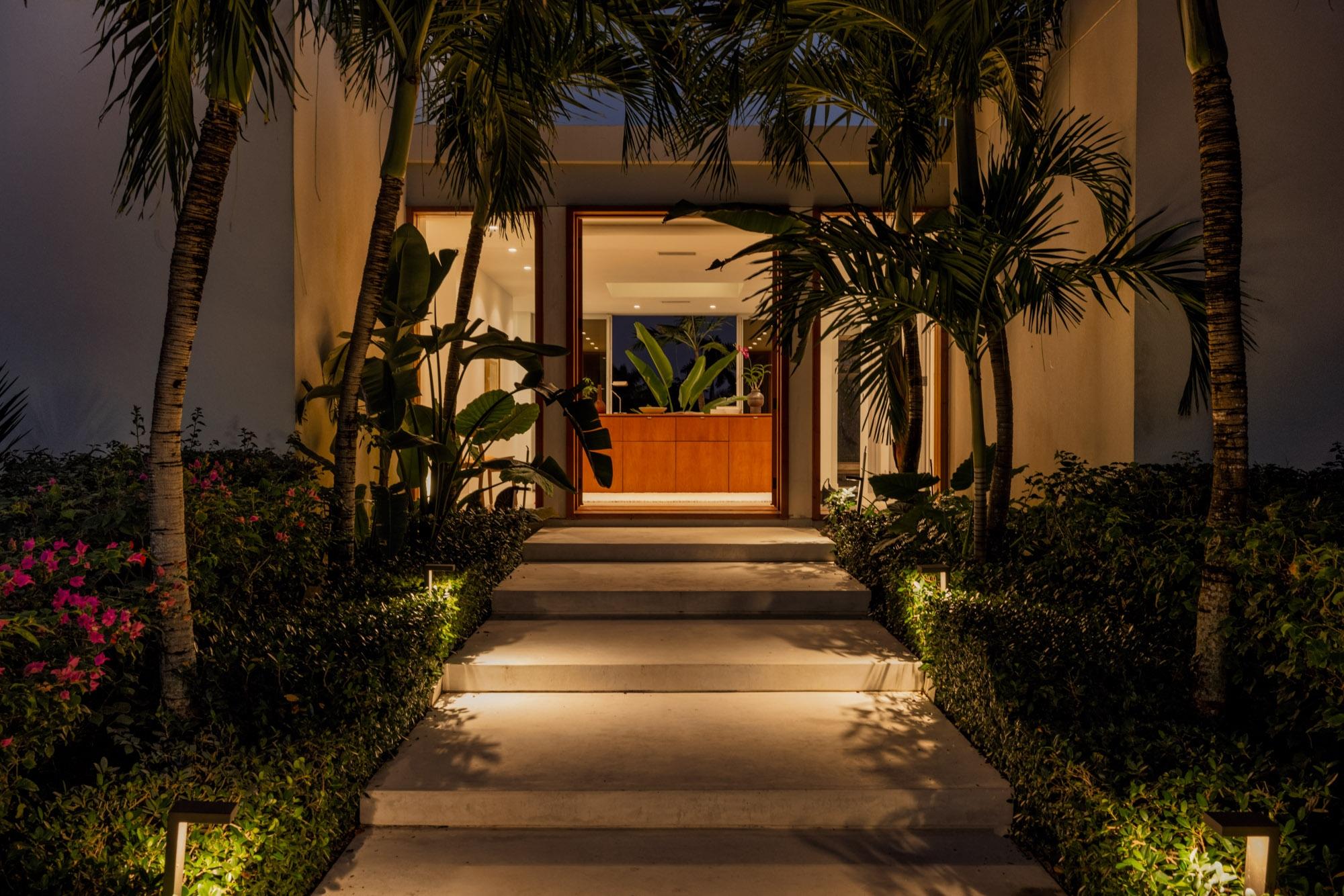 Villa 8 - Blue Cay Estate Canal Front