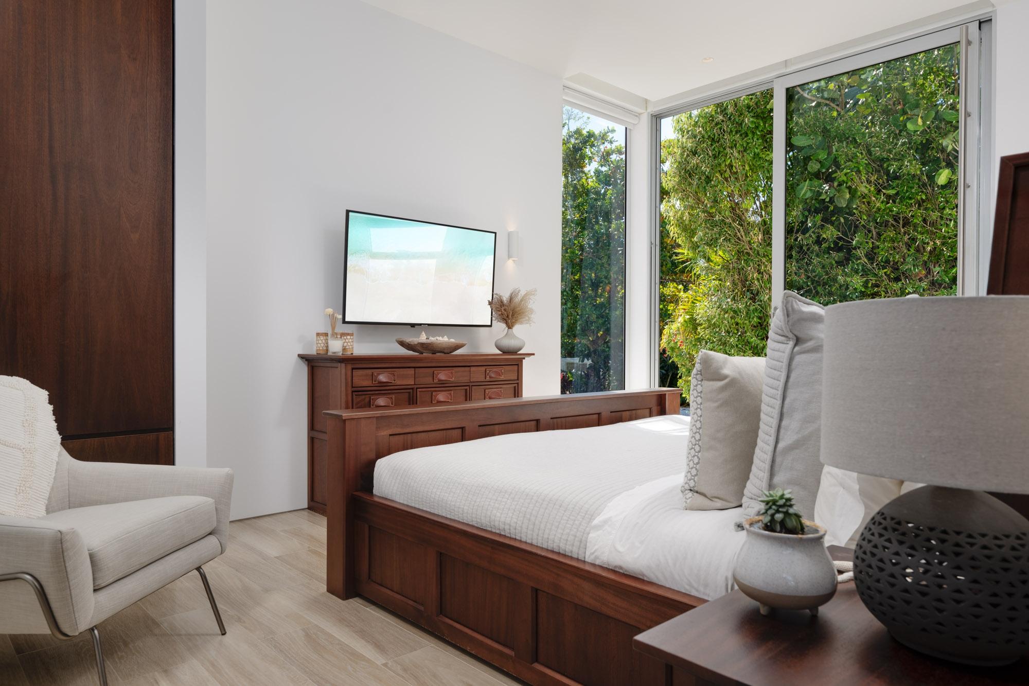 Blue Cay Estate Beach & Canal Front
