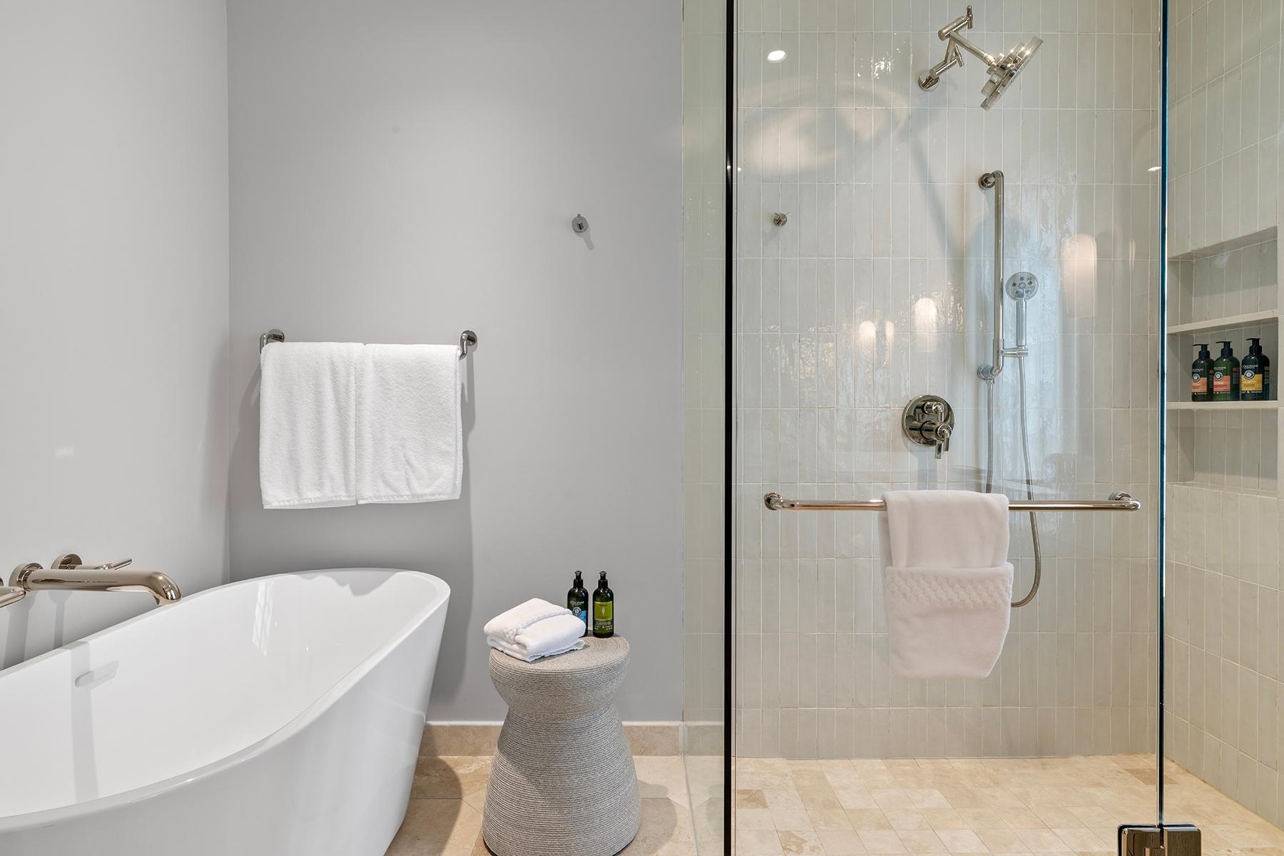 Grace Bay Club - Villa C101.102