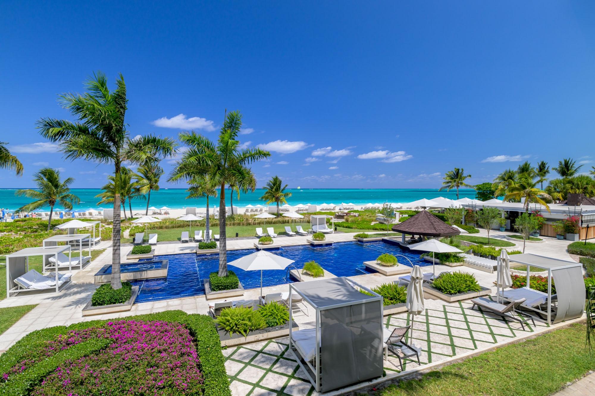 Grace Bay Club - Villa C101.102