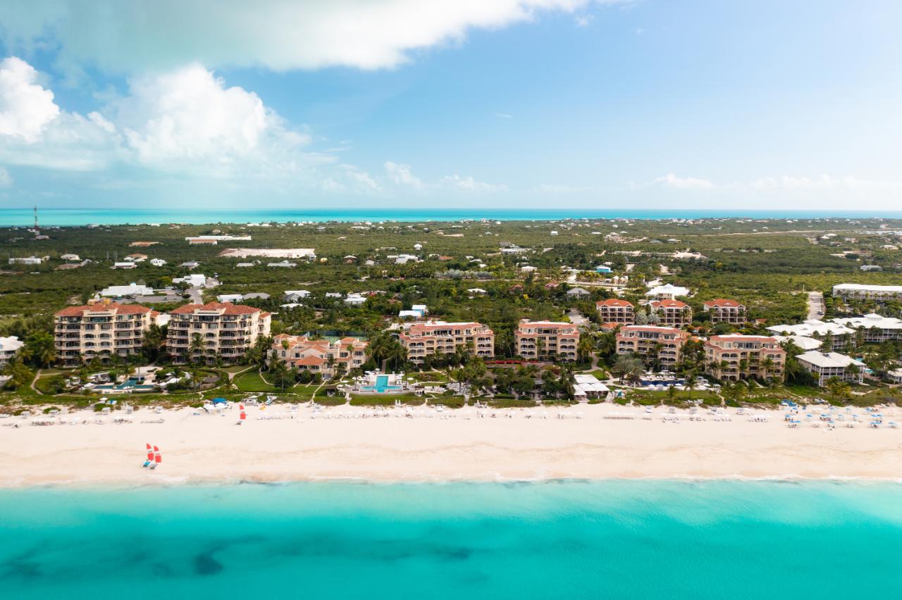 Grace Bay Club - Villa C101.102