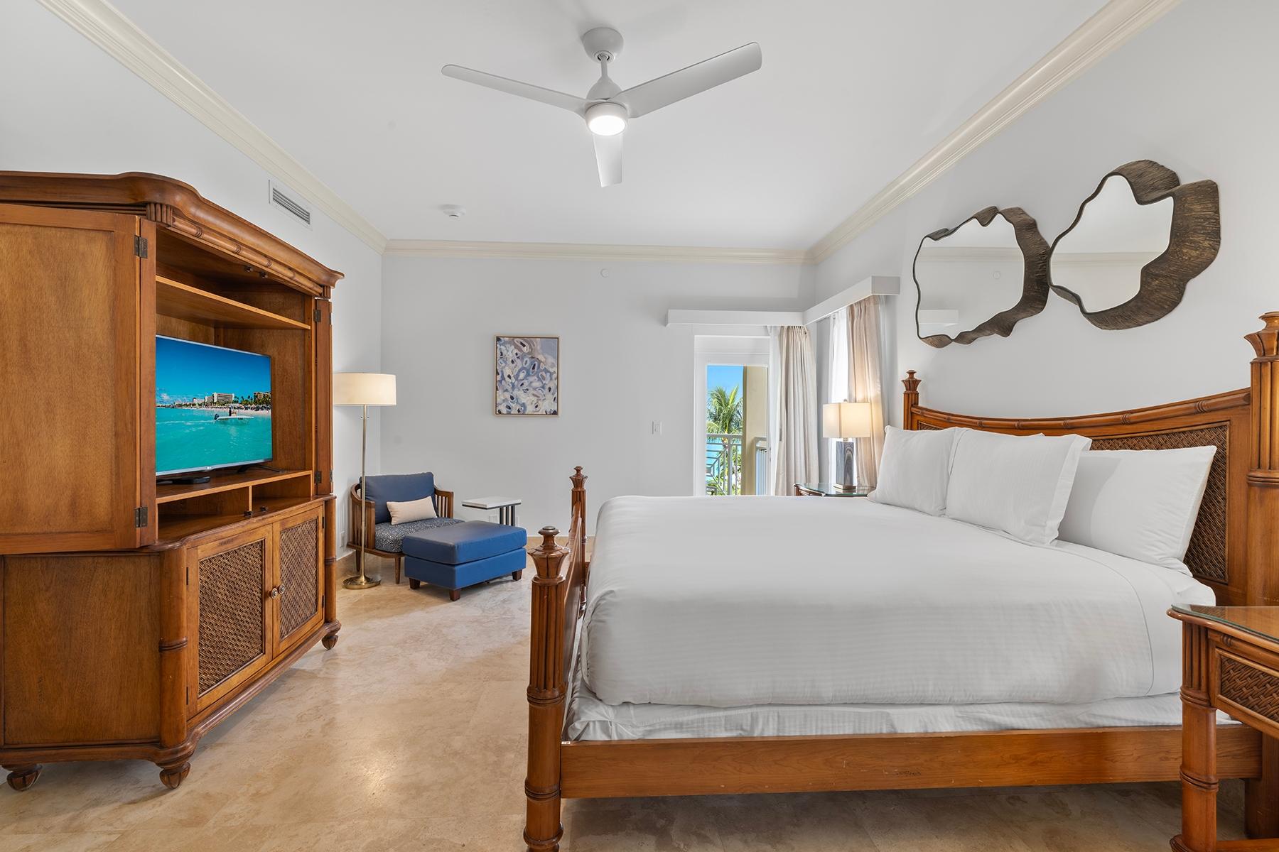 Windsong Resort 2 bedroom 2.5 bathrooms Lockout