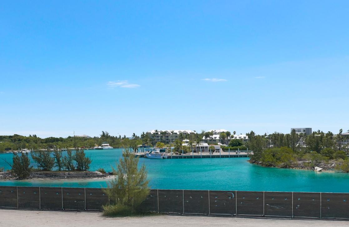 1BR MARINA - THE LOREN — photo 2