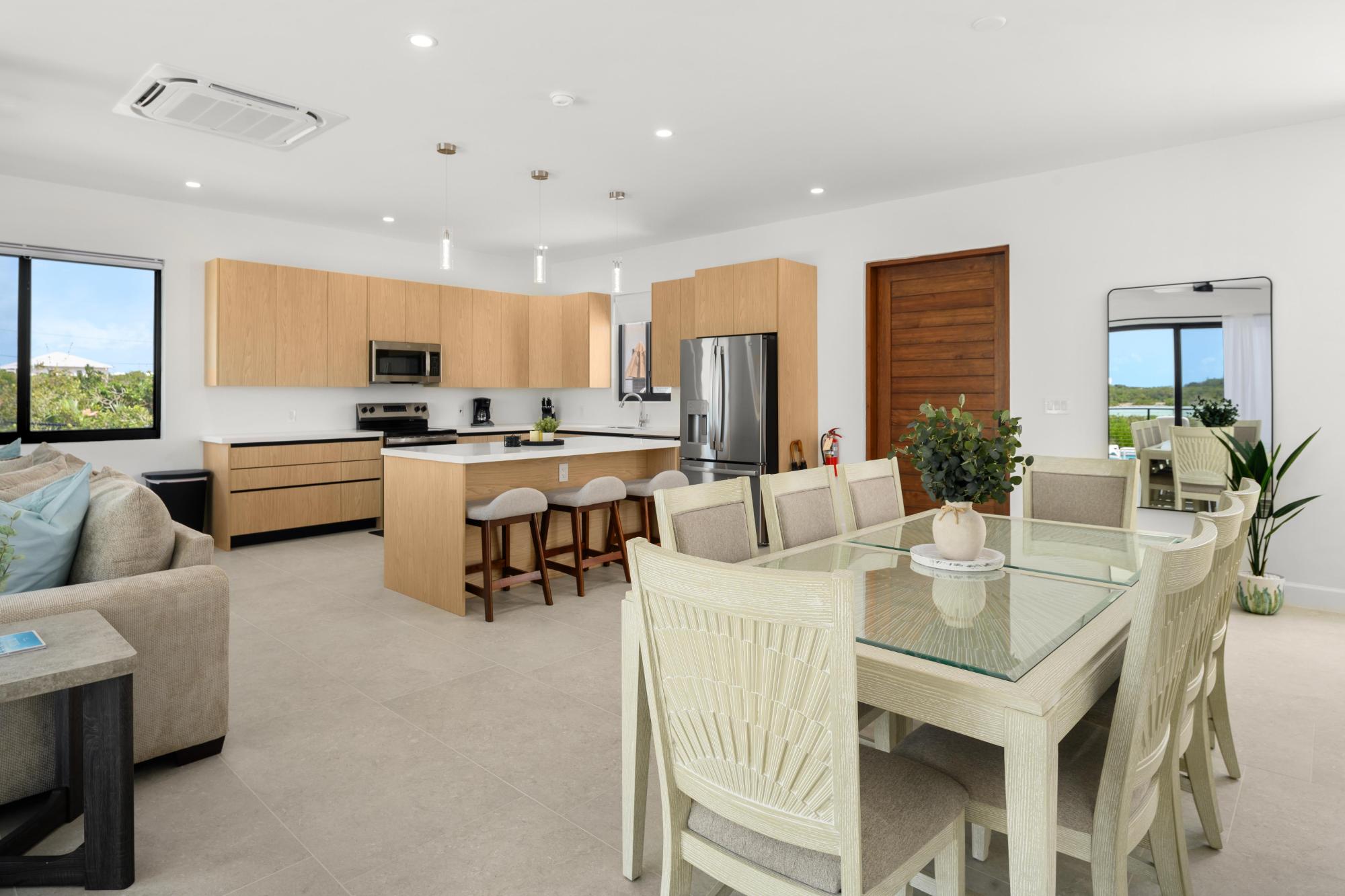 2 Lakeview Villas