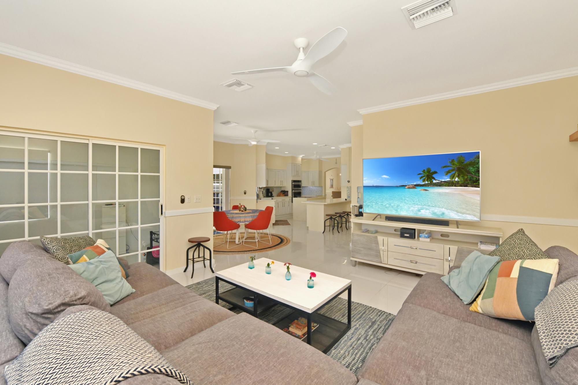 LEEWARD PALMS DELIGHT